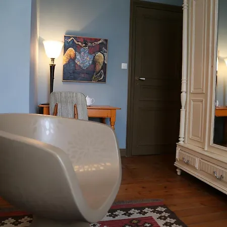 Отель Le Grand Duc Валансьен