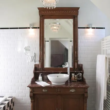 Le Grand Duc 3* Валансьен